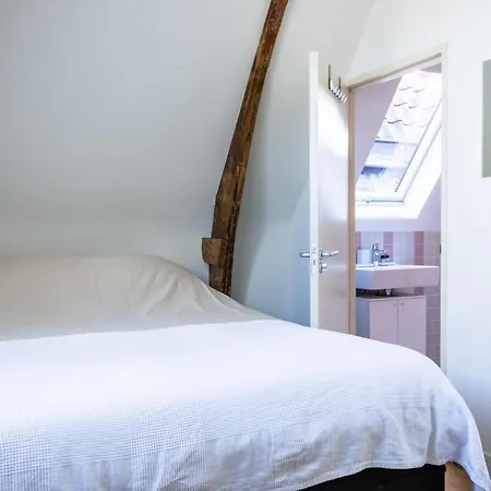 Daire Art - Nieuwmarkt Area *